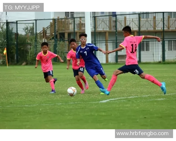 现役亚洲足球巨星闪耀绿茵赛场书写传奇新篇章 现役亚洲足球巨星闪耀绿茵赛场书写传奇新篇章