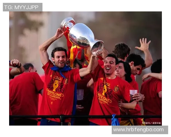 二十位传奇足球巨星纵横绿茵演绎经典瞬间与辉煌荣耀 二十位传奇足球巨星纵横绿茵演绎经典瞬间与辉煌荣耀